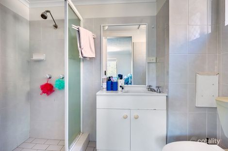 Property photo of 2/57 Nicklin Street Coorparoo QLD 4151