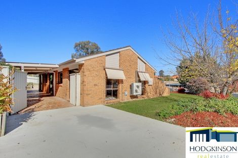 Property photo of 30 Crest Park Parade Queanbeyan West NSW 2620
