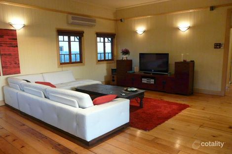 Property photo of 42 Macrossan Avenue Norman Park QLD 4170