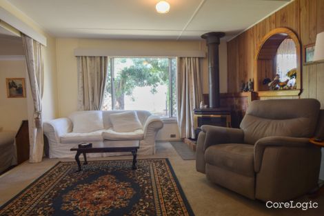 Property photo of 28 Murringo Street Young NSW 2594