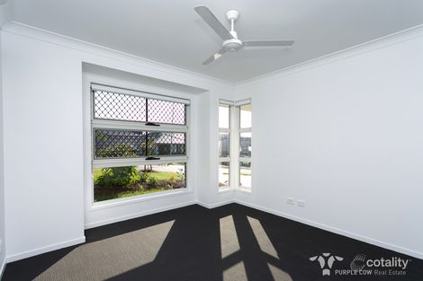 Property photo of 48 Dubai Circuit Spring Mountain QLD 4300