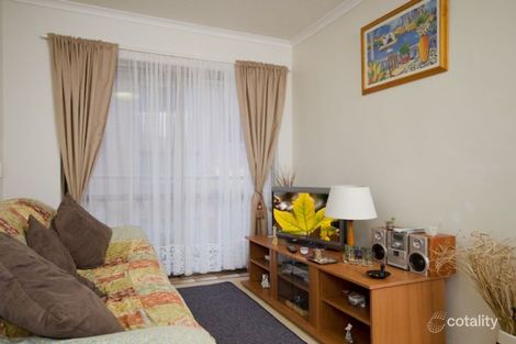Property photo of 4/44 Coolangatta Road Coolangatta QLD 4225
