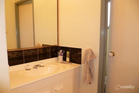 Property photo of 98 Laricina Circuit Forest Lake QLD 4078