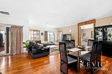 Property photo of 16 Bluegrass Close Waterways VIC 3195