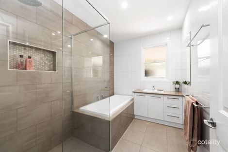 Property photo of 52 Maple Street Golden Square VIC 3555