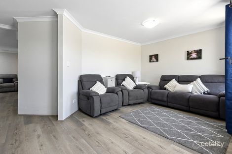 Property photo of 10 Wittecarra Crescent Port Kennedy WA 6172