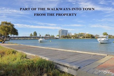 Property photo of 9 Rialto Place Halls Head WA 6210