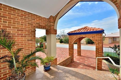 Property photo of 9 Rialto Place Halls Head WA 6210