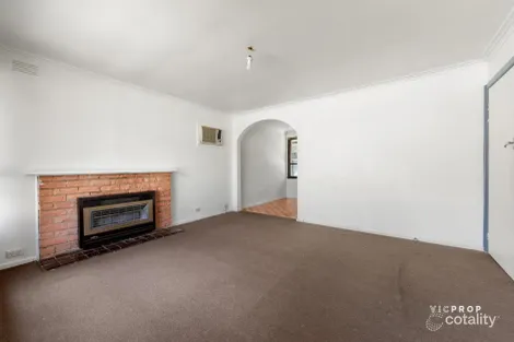 Property photo of 23 McRae Avenue St Albans VIC 3021