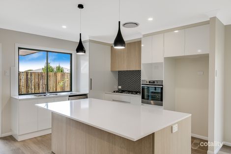 Property photo of 2/302 Ramsay Street Middle Ridge QLD 4350