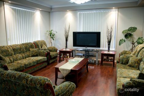 Property photo of 20 Watersedge Way Roxburgh Park VIC 3064