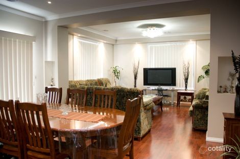 Property photo of 20 Watersedge Way Roxburgh Park VIC 3064