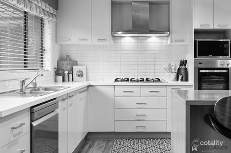 Property photo of 29 Hummingbird Boulevard Tarneit VIC 3029