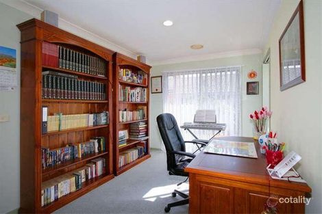 Property photo of 11 Wildoer Drive Aspendale Gardens VIC 3195