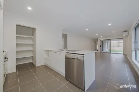 Property photo of 6 Aster Street Dakabin QLD 4503