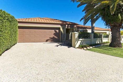 Property photo of 30 Peach Drive Robina QLD 4226