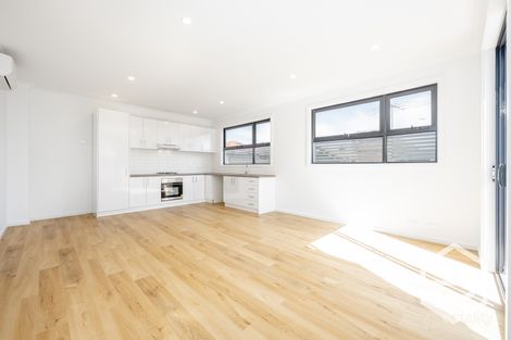 Property photo of 1/131 Broadway Reservoir VIC 3073