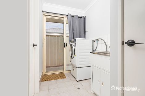 Property photo of 11 Curtin Grove Mount Tarcoola WA 6530
