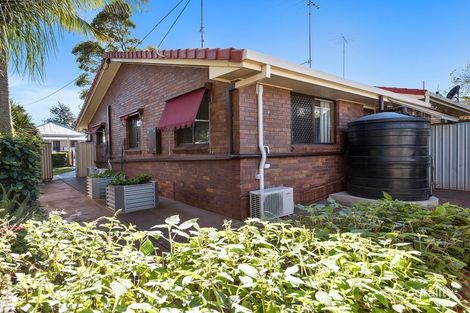 Property photo of 2/10 George Street East Toowoomba QLD 4350