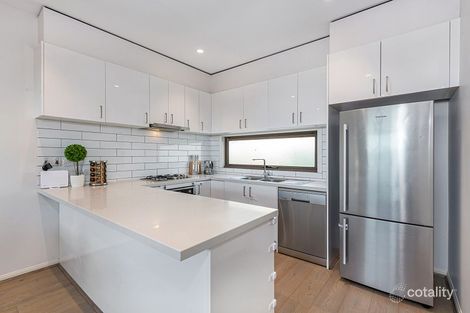 Property photo of 1 Dover Close Lilydale VIC 3140