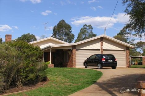 9 Ironbark Ct, Highfields, QLD 4352