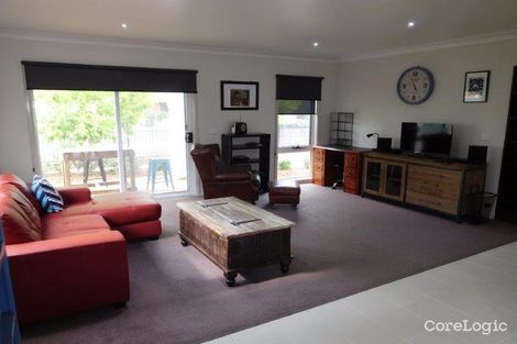 Property photo of 50 Poplar Avenue Shepparton VIC 3630