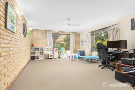 Property photo of 24 Glenview Street Mount Tarcoola WA 6530