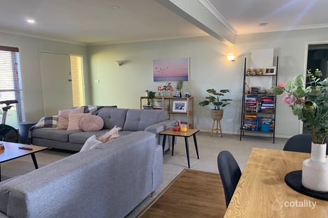 Property photo of 21 Mellor Grove Swan Hill VIC 3585