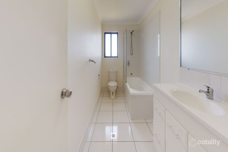 Property photo of 2 Dingle Court Gracemere QLD 4702