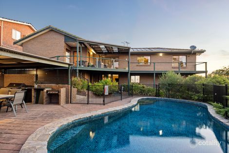 16 Glenwood Dr, Bellevue Heights, SA 5050