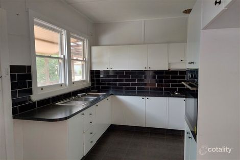 Property photo of 12 Waugoola Street Cowra NSW 2794