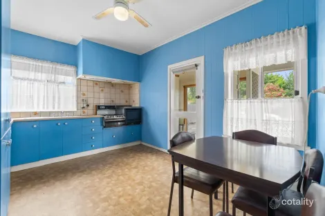 Property photo of 7 Mitchell Court Moe VIC 3825