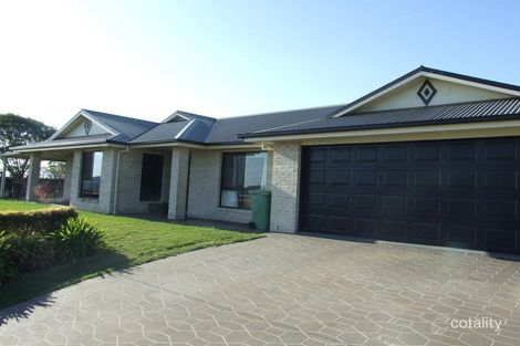 Property photo of 23 McShane Drive Mount Kynoch QLD 4350