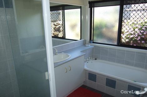 Property photo of 23 McShane Drive Mount Kynoch QLD 4350