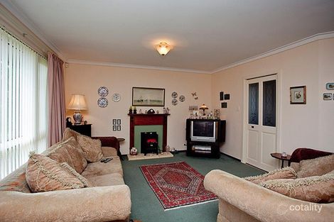 Property photo of 21 Binnacle Road Ocean Reef WA 6027