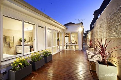 Property photo of 195 Ormond Road Elwood VIC 3184