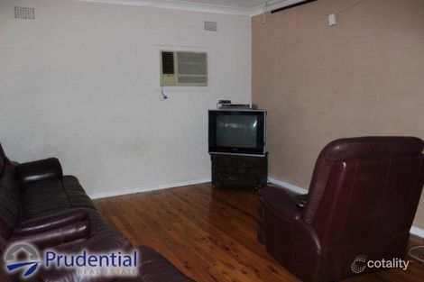 Property photo of 32 Carcoola Street Campbelltown NSW 2560