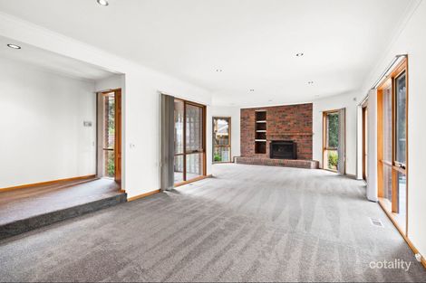 Property photo of 8 The Mews Wantirna VIC 3152