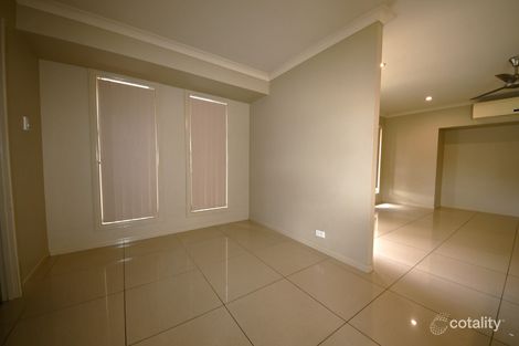 Property photo of 42 John Oxley Drive Gracemere QLD 4702