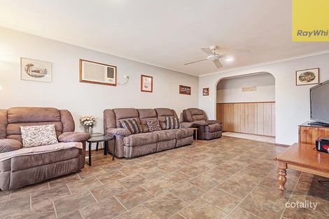 Property photo of 10 Brampton Close Craigieburn VIC 3064