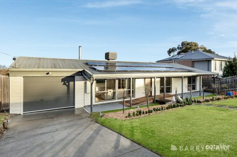 2 Frances Ave, Yarra Glen, VIC 3775