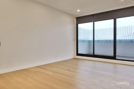 Property photo of 111/5 Sovereign Point Court Doncaster VIC 3108