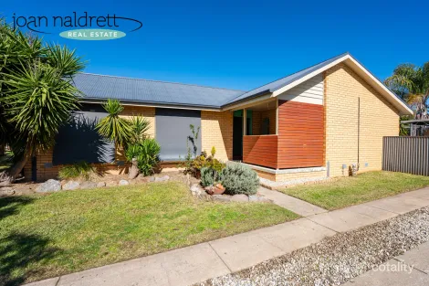 Property photo of 3 Oslo Court Wodonga VIC 3690