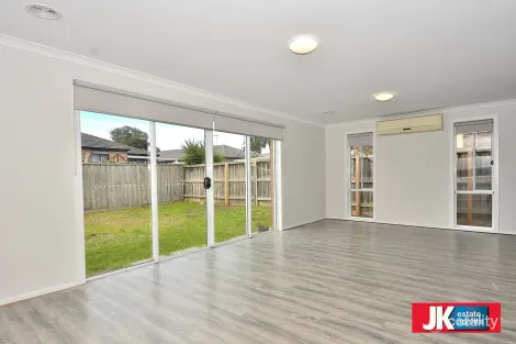 Property photo of 36 Tyler Crescent Tarneit VIC 3029