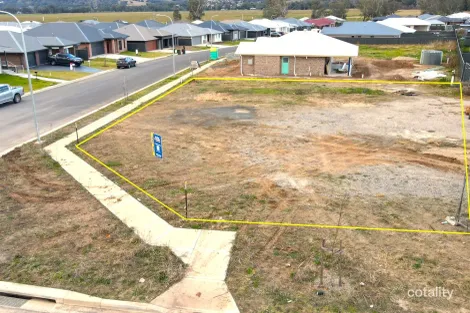 Property photo of 23 Charolais Drive Calala NSW 2340