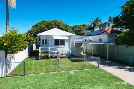23 Campbell St, Scarborough, QLD 4020