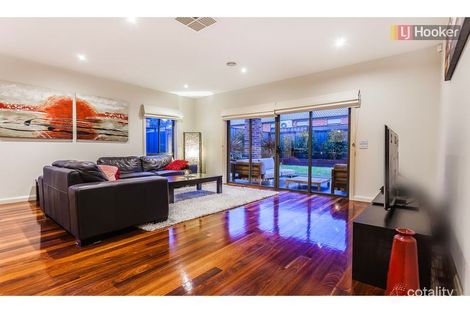 Property photo of 64 Bridgehaven Drive Craigieburn VIC 3064