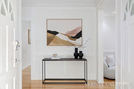 Property photo of 1 Ridge Drive Avondale Heights VIC 3034