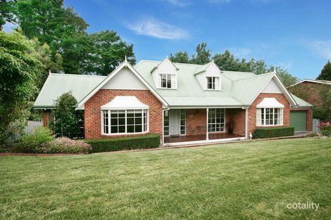 4 Cotswold Cl, Vermont, VIC 3133