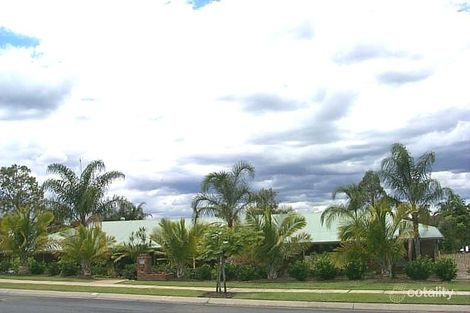 49 Pioneer Cres, Bellbowrie, QLD 4070